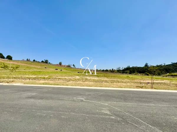 Terreno à Venda no Condomínio Tamboré em Jundiaí/SP