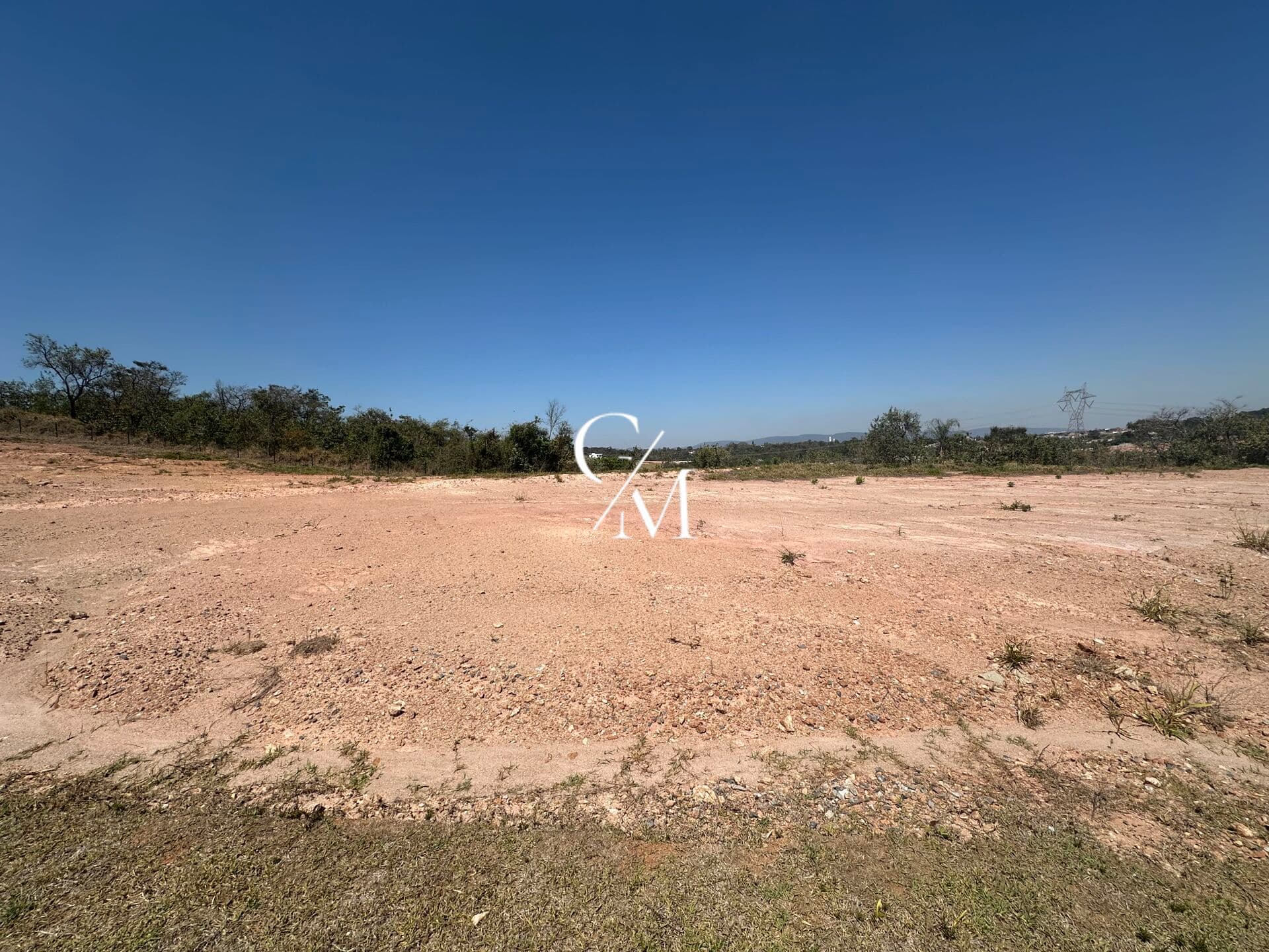 Terreno à Venda em Condomínio Portal dos Lagos em Jundiaí/SP