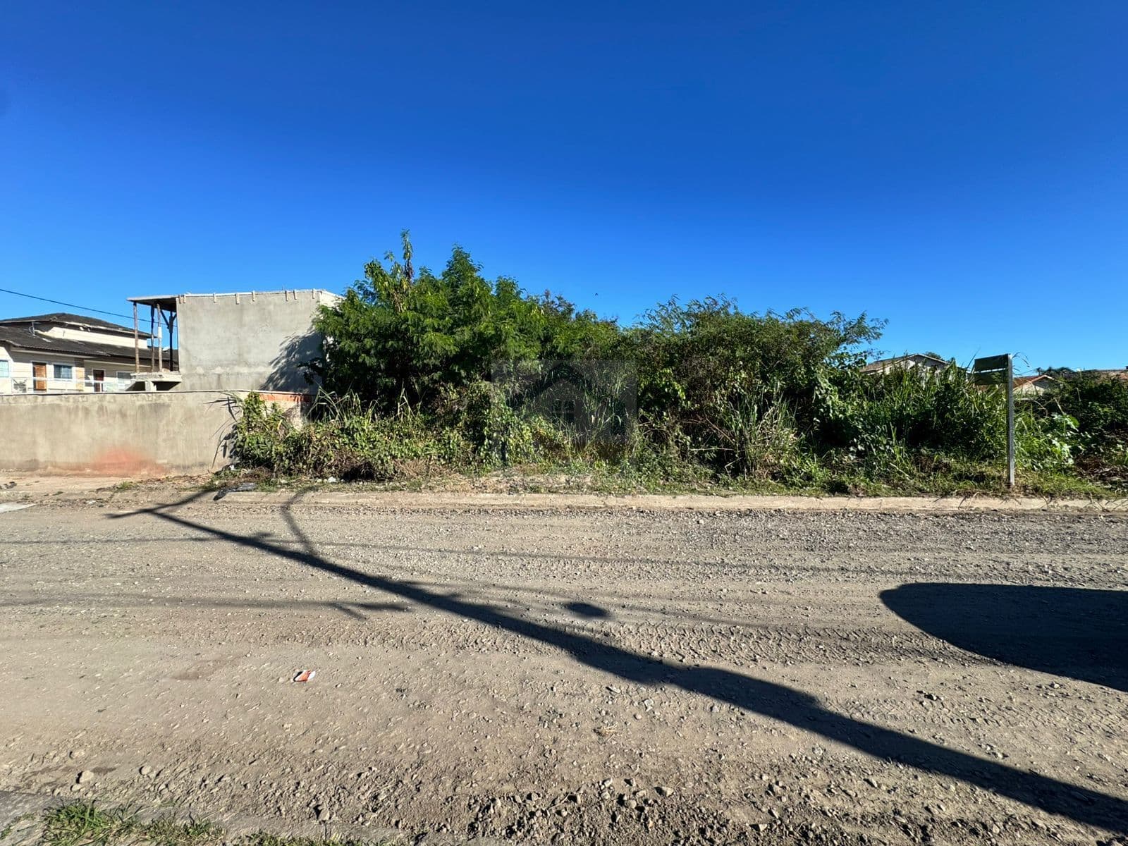 Terreno Multifamiliar à Venda em Itaipuaçu – Excelente Oportunidade de Investimento!