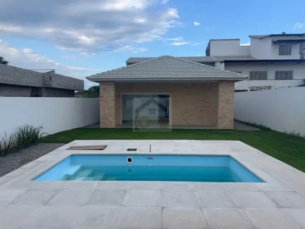 Casa Alto Padrão Oportunidade Única: Espaço, Lazer e Investimento Garantido!