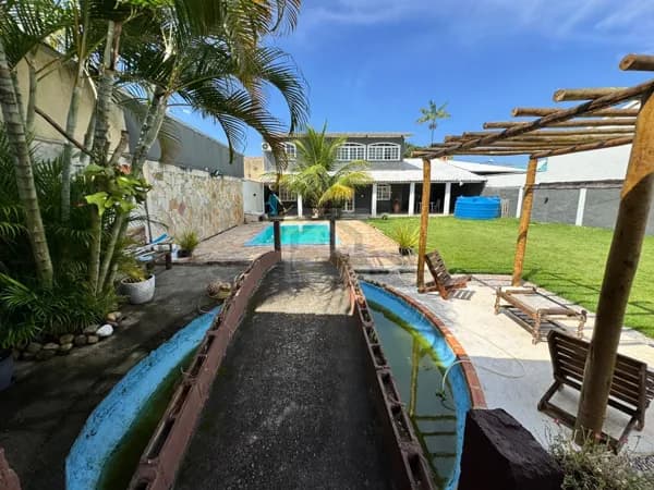 Excelente Oportunidade – Casa com Terreno Amplo de 600m²!