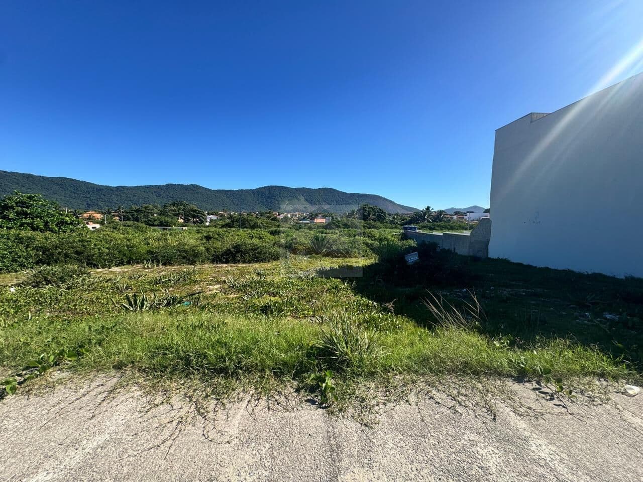 Terreno Frente Mar à Venda em Itaipuaçu – Oportunidade Exclusiva!