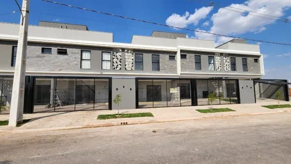 Casa Sobrado em Loteamento Residencial San Martini, Sinop/MT