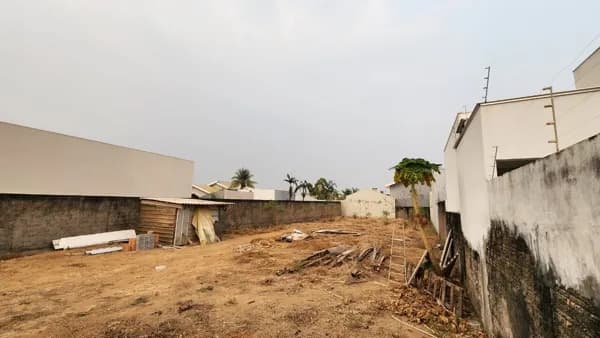 Terreno Comercial