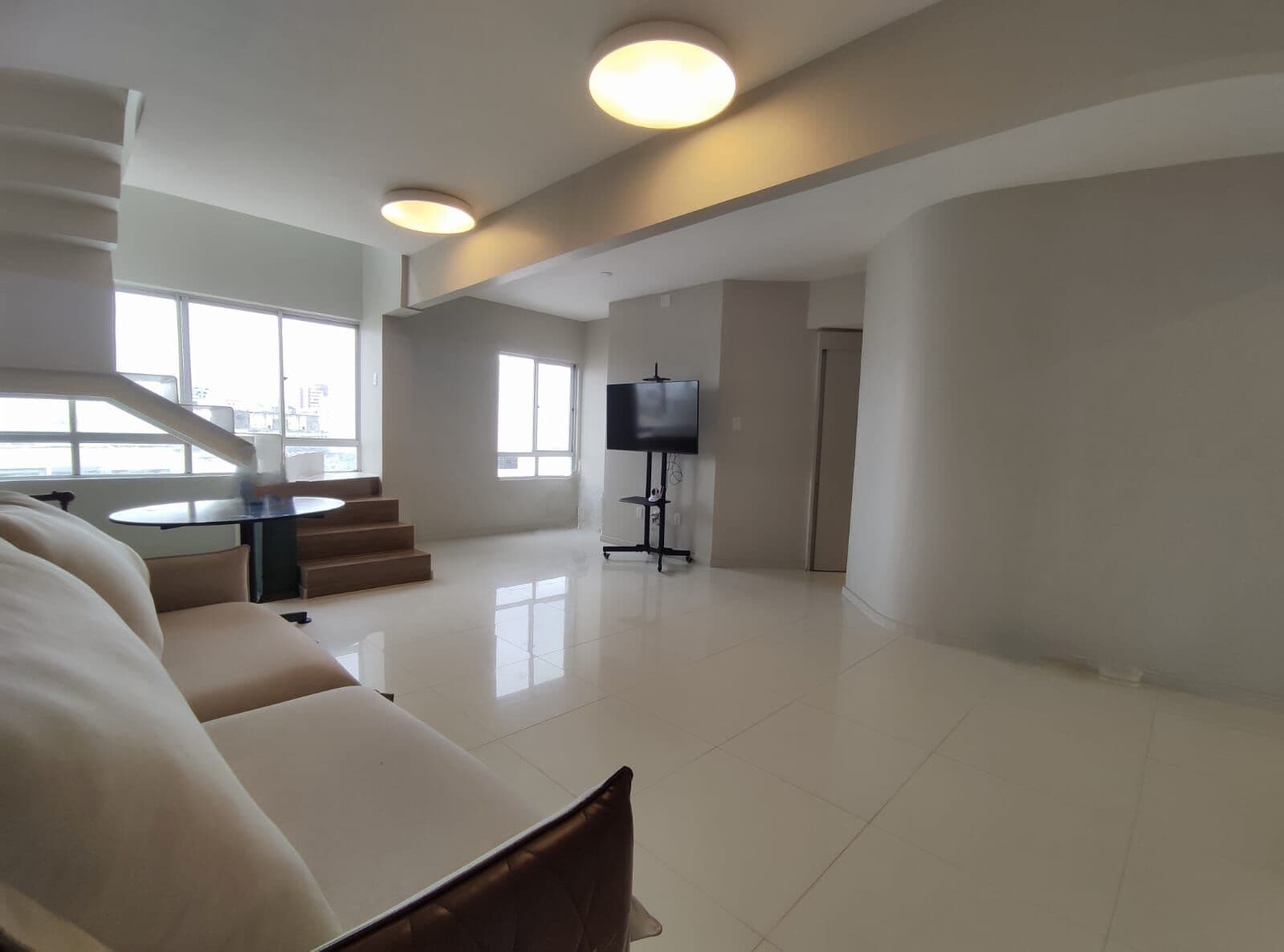 Cobertura duplex com 2 suítes, piscina privativa 152m² de área construída e 2 vagas de garagem coberta e vista mar