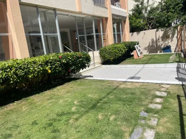 Apartamento 1/4 , Varanda, Elevador , Vista Mar e Portaria Noturna na Pituba.