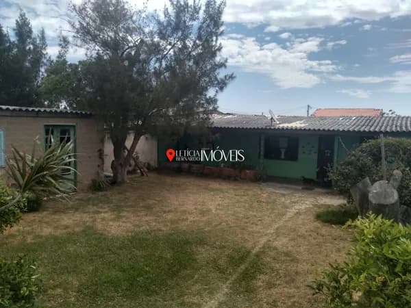 Casa em Balneário Pinhal - Centro