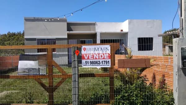 Casa Geminada NOVA em Balneário Pinhal – Apenas R$ 175.000,00!