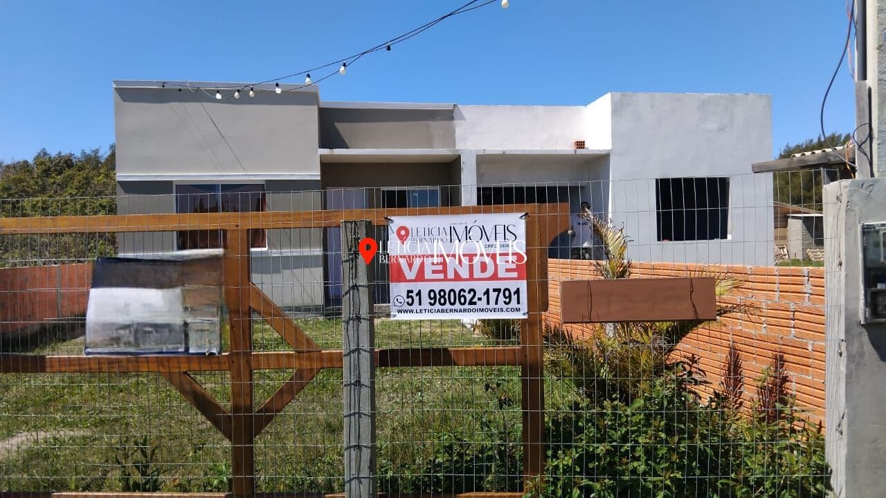 Casa Geminada NOVA em Balneário Pinhal – Apenas R$ 175.000,00!