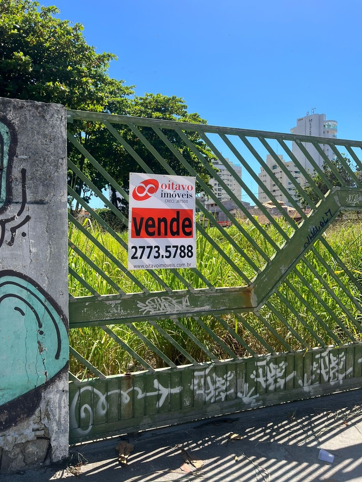 Terreno / Lote Comercial para venda ou aluguel, 700m² - Imbetiba