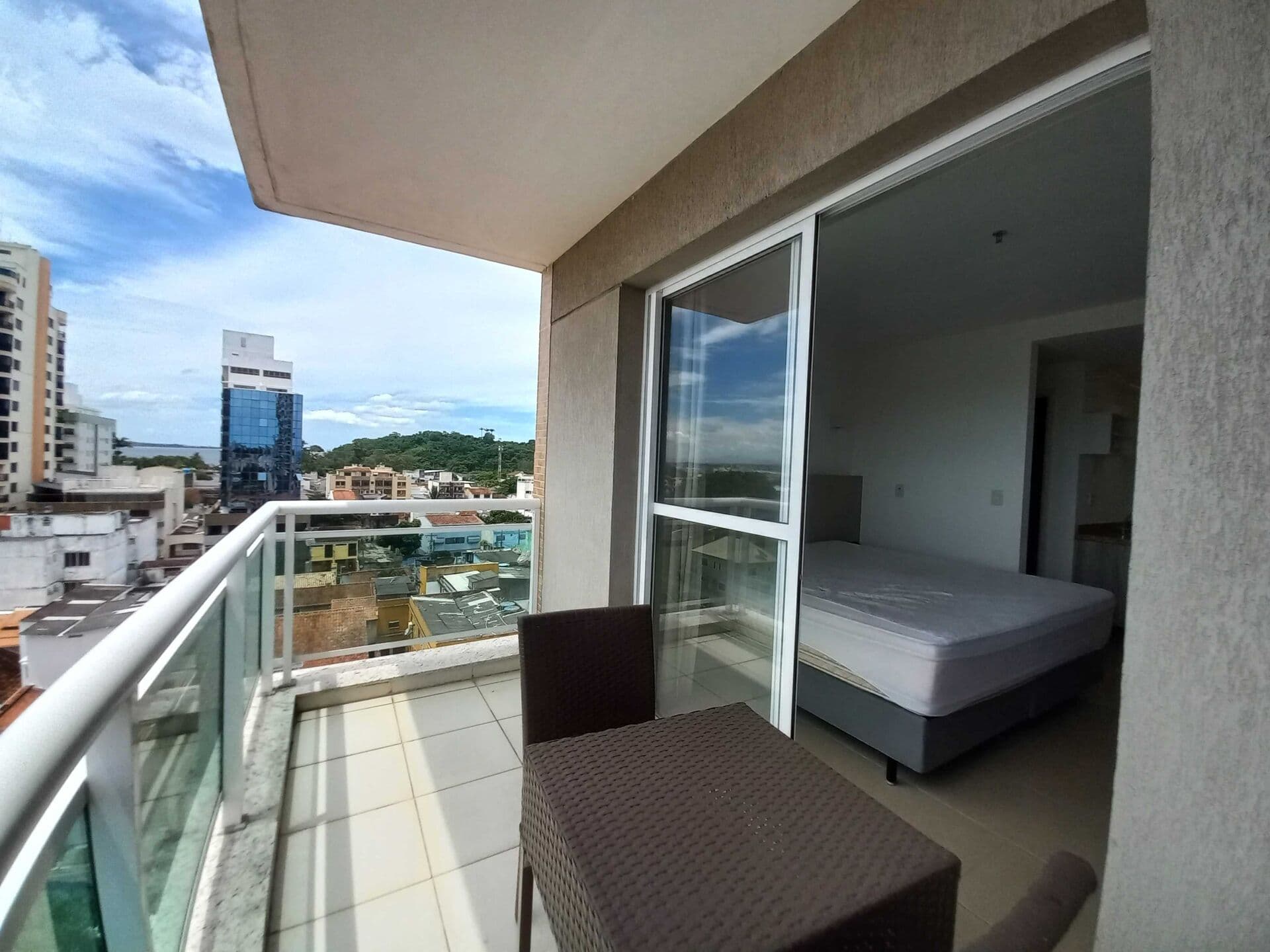 Apartamento tipo Flat a venda no Edifício Ramada, em Imbetiba, Macaé/RJ