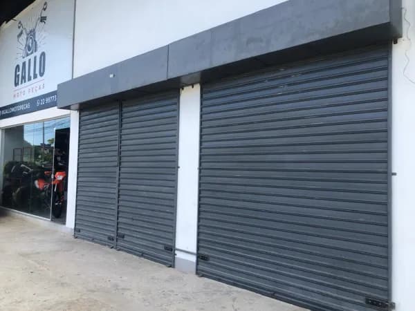Loja para aluguel na rua do Extra, no Sol e Mar, Macaé/RJ