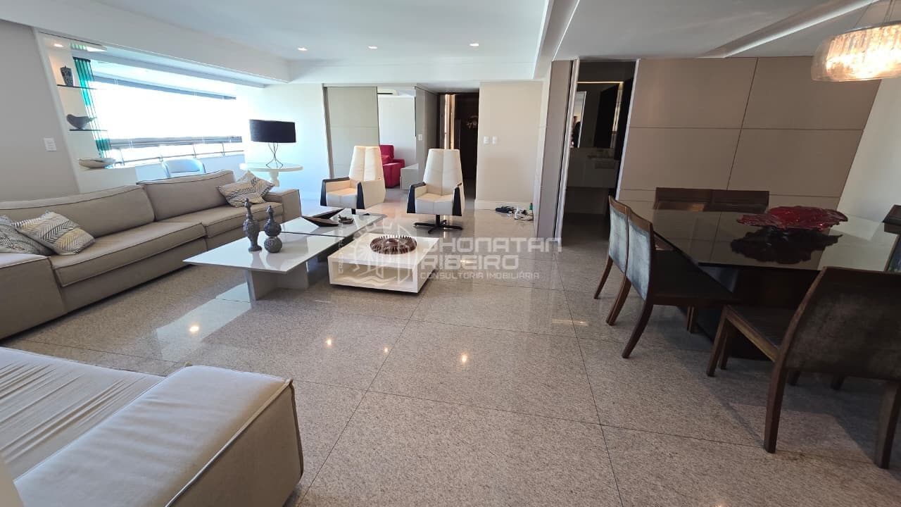 Apartamento no Bairro da Jaqueira - 4 quartos, 204m², Lazer Completo - Edf.Estação Jaqueira