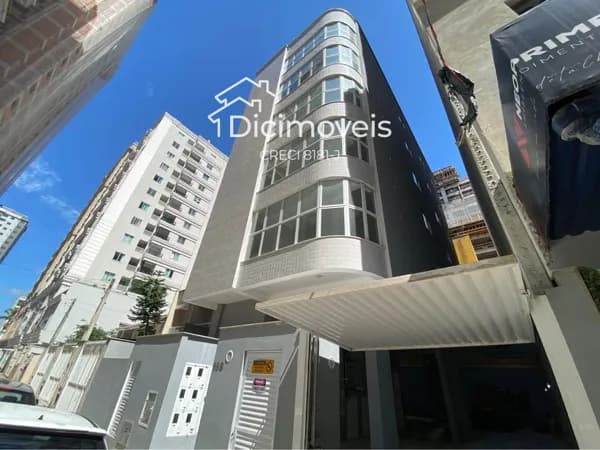 Apartamento de 120m² Novo com 3 Suítes à Venda em Itapema/SC