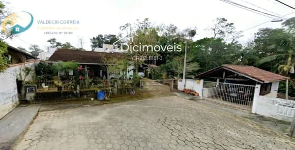 Duas Casas + Terreno 603m² Bairro Velha em Blumenau/SC