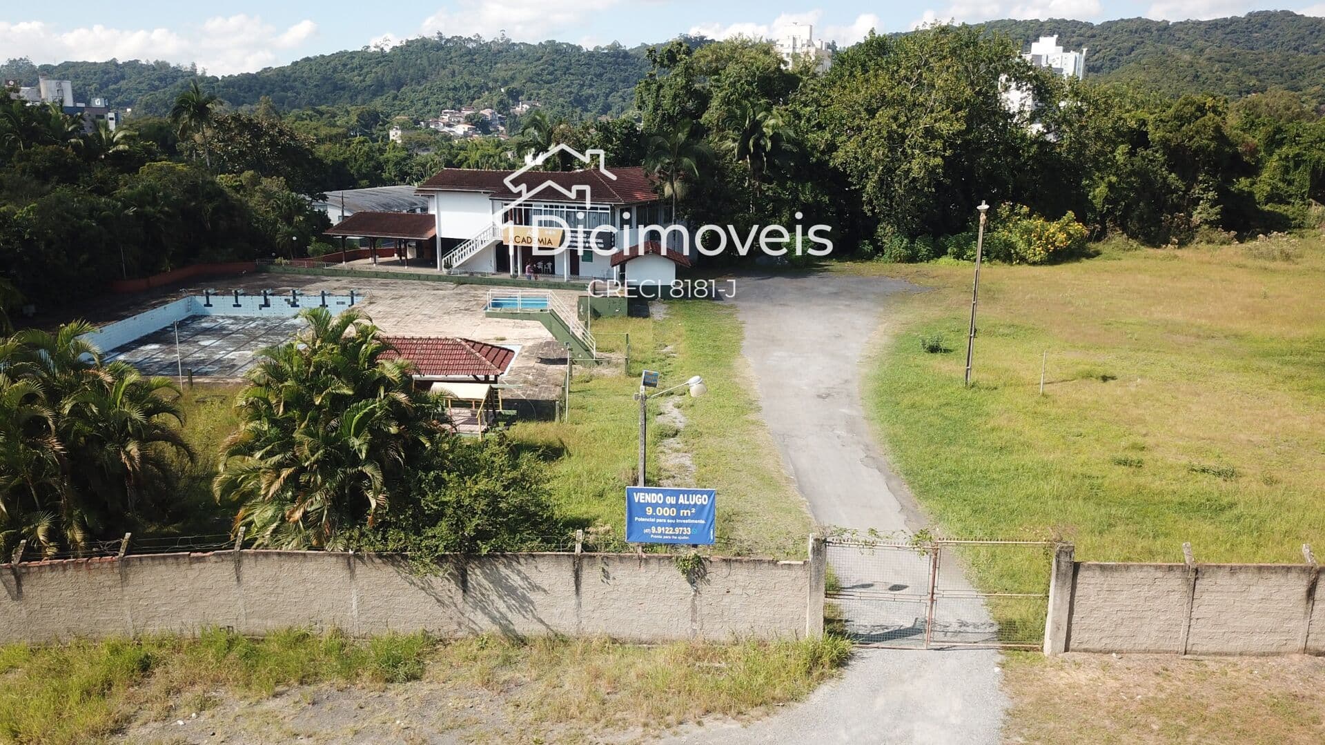Terreno de 9.975,08 m² Alto Potencial à Venda no Bairro da Velha - Blumenau/SC