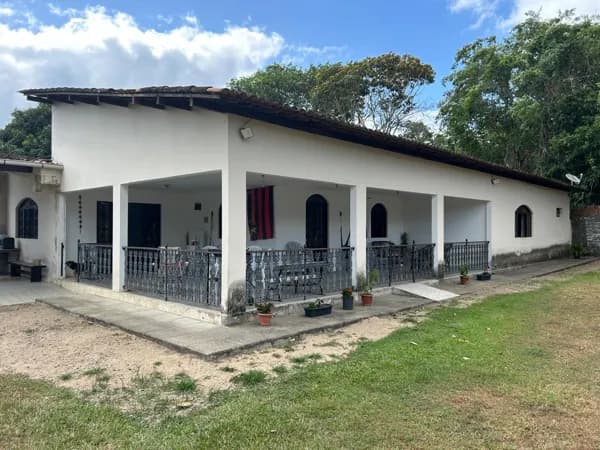 Veendo lida Chácara, km 7 de Aldeia