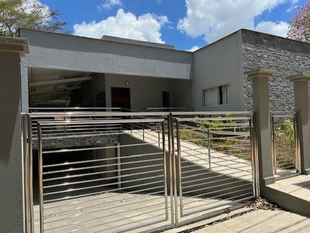Casa em Condomínio e ldeia para venda