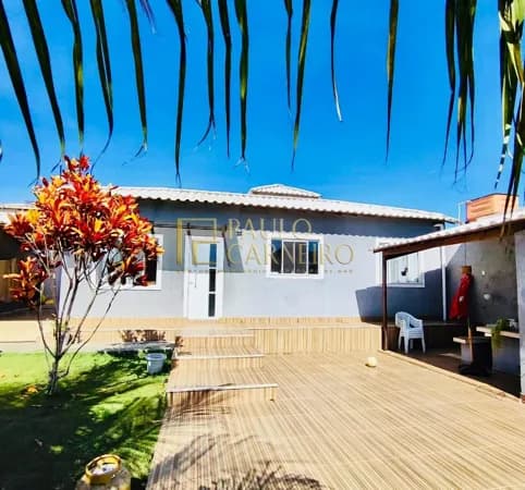 Casa linear no bairro Vila do Peró– Completa para você e sua família!