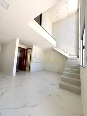 🏡 Duplex moderno na Vila do Peró