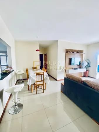 🌊 Já imaginou morar perto da Praia do Forte, com conforto e praticidade?