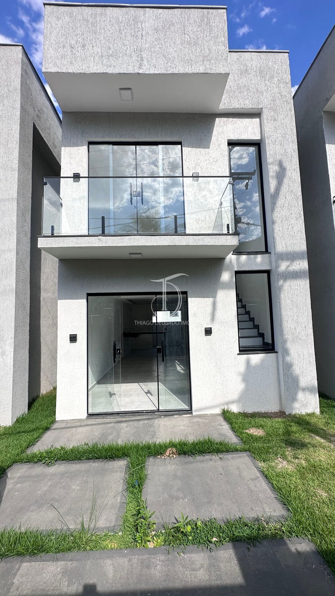 Moderna, aconchegante e com excelente custo-benefício! Sua casa duplex no Vivendas te espera!