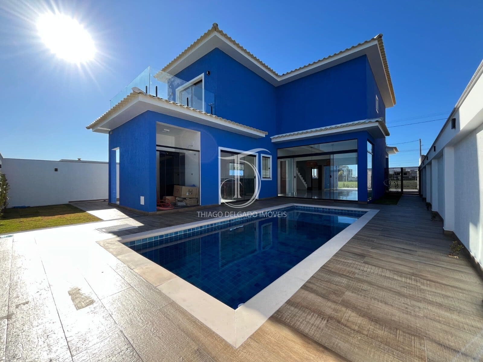 Casa com 4 Quartos (2 Suítes) no Condomínio Alphaville – Cabo Frio/RJ