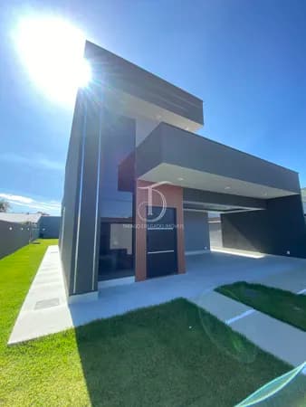 🏡✨ CASA NOVA DISPONÍVEL PARA VENDA!