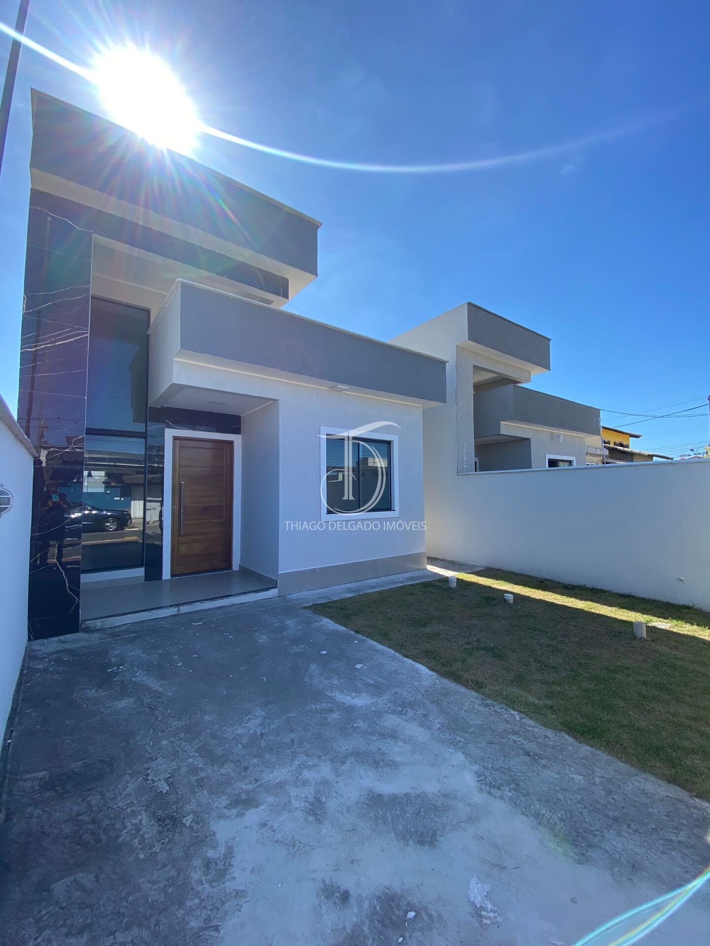 Casa moderna com área gourmet e excelente localização!