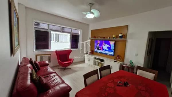 Apartamento Padrão em Copacana