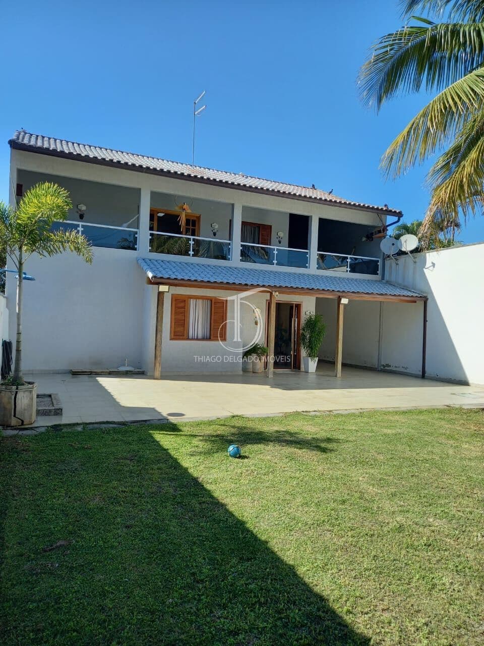 Casa de Alto Padrão – 217 m² construídos em terreno inteiro de 480 m²