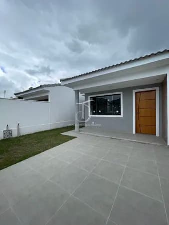 Unidade exclusiva – Casa térrea com 3 quartos e acabamento impecável!