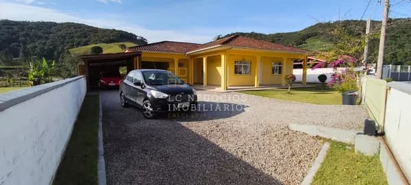 Fazenda/Sítios/Chácaras em São Pedro de Alcântara - Centro