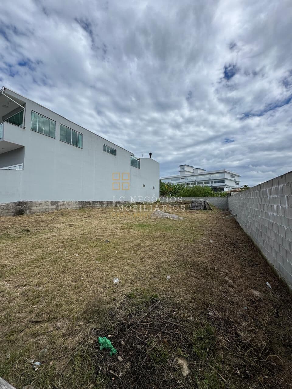 Lote/Terreno em Palhoça - Bela Vista