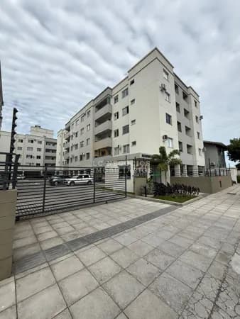 Apartamento em São José - Forquilhas