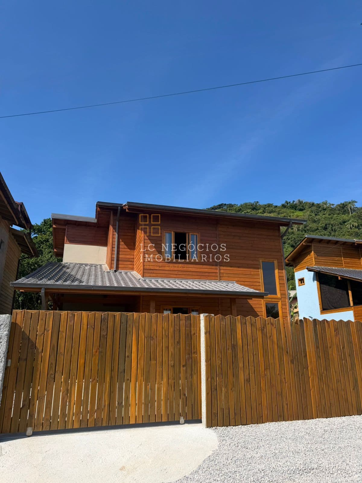 Sobrado em Palhoça - Praia da Pinheira