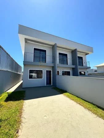 Casa à venda no bairro Aririu em Palhoça/SC
