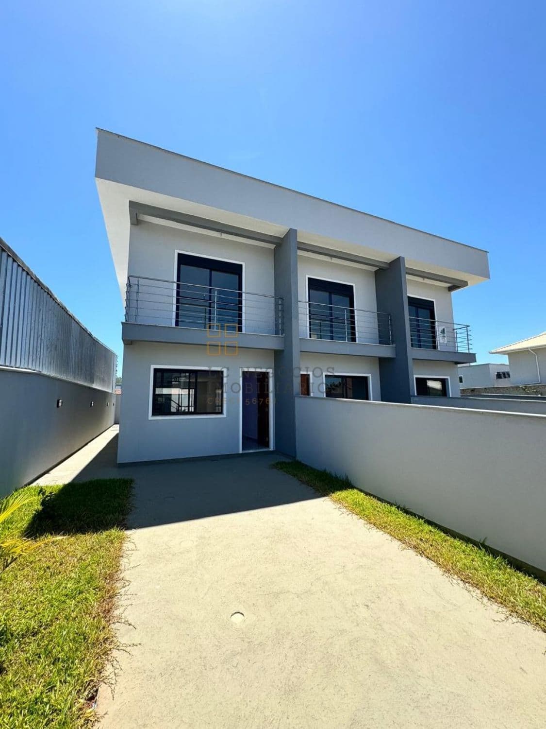 Casa à venda no bairro Aririu em Palhoça/SC