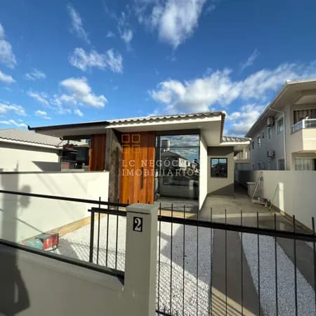 Casa em Palhoça - Nova Palhoça