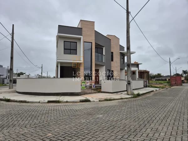 Sobrado em Palhoça - Bela Vista