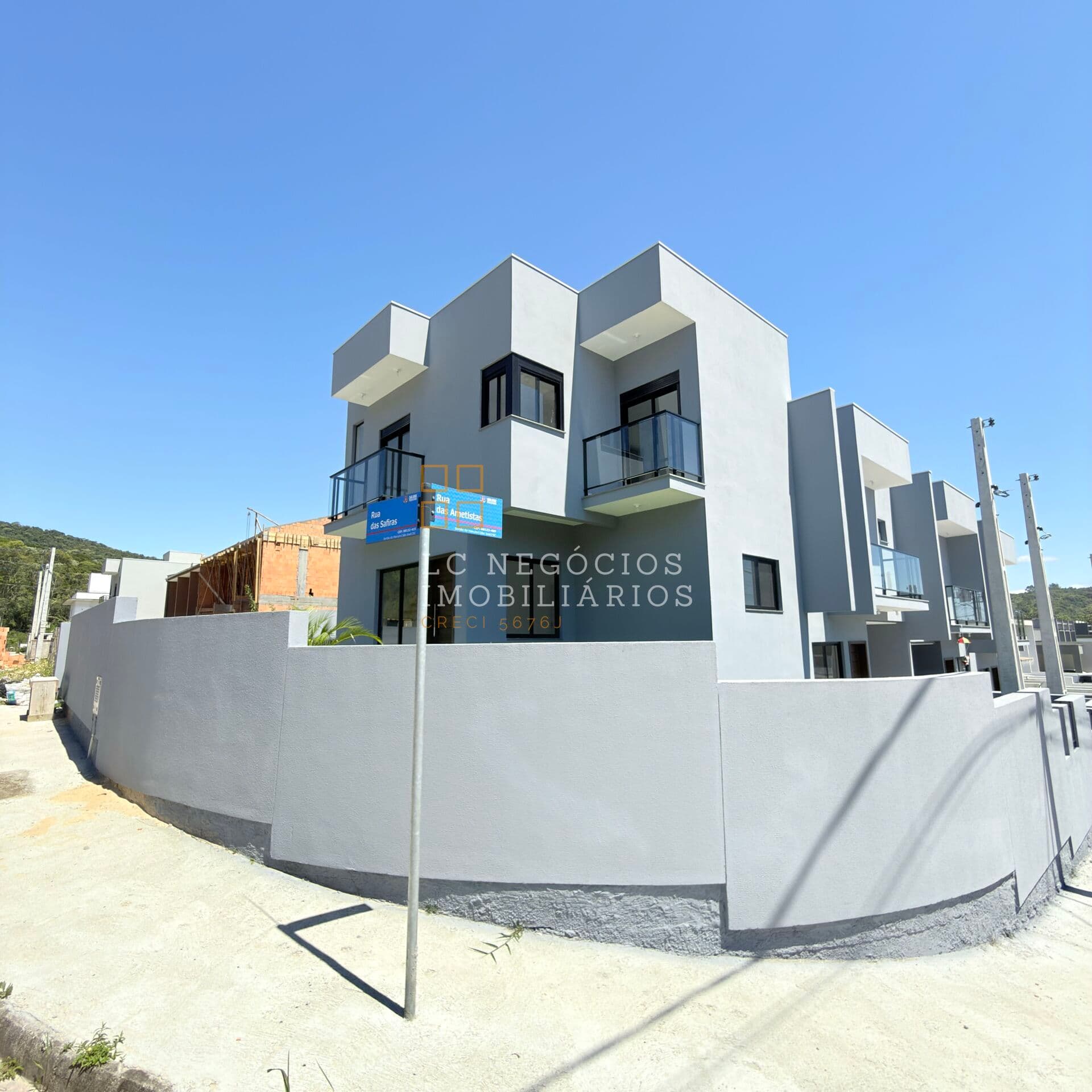 Sobrado em São José - Sertão do Maruim