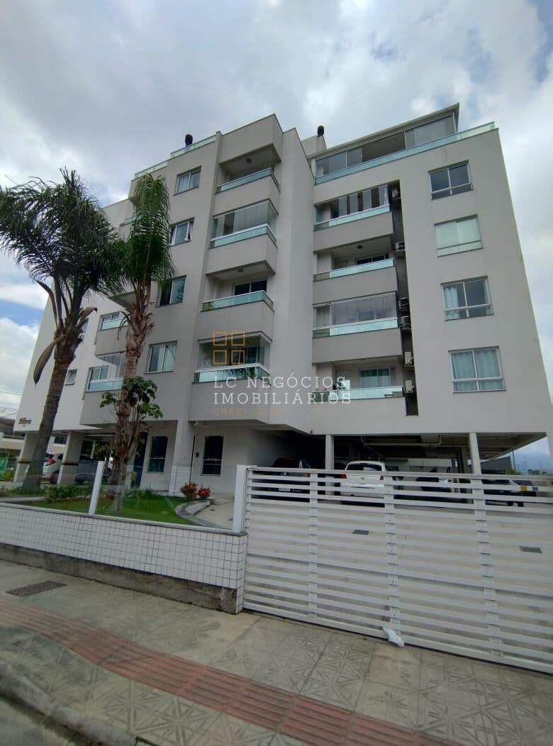 Apartamento em Palhoça - Aririu