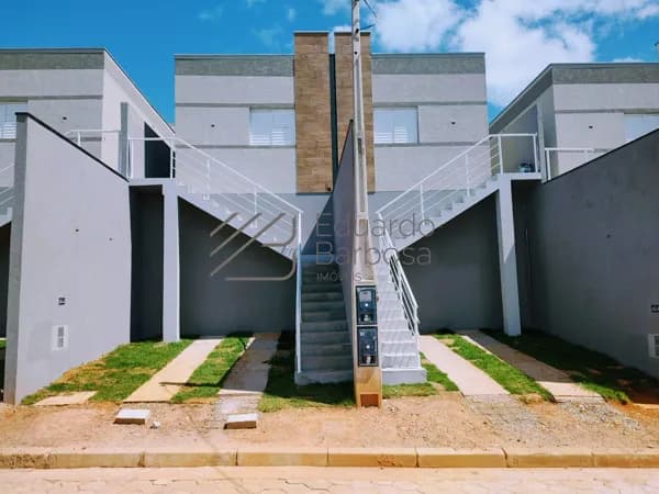 Casa Para Locação em Terra Preta Mairiporã/SP