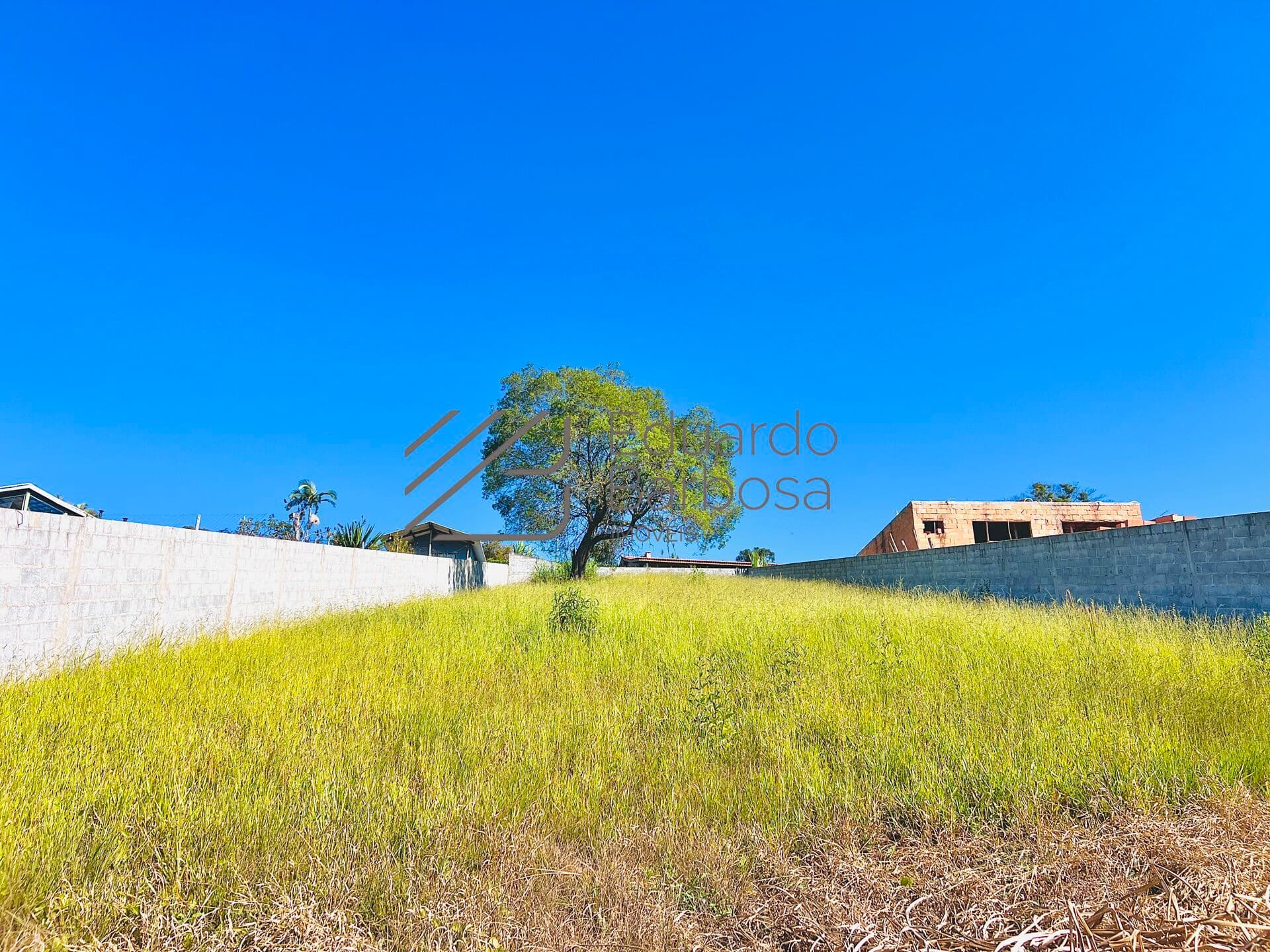 Terreno à Venda em Atibaia/SP