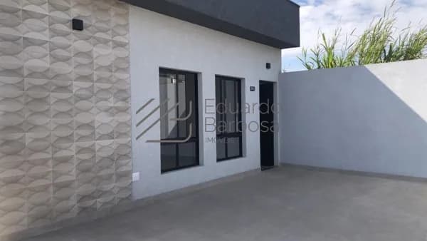 Casa à Venda em Atibaia/SP