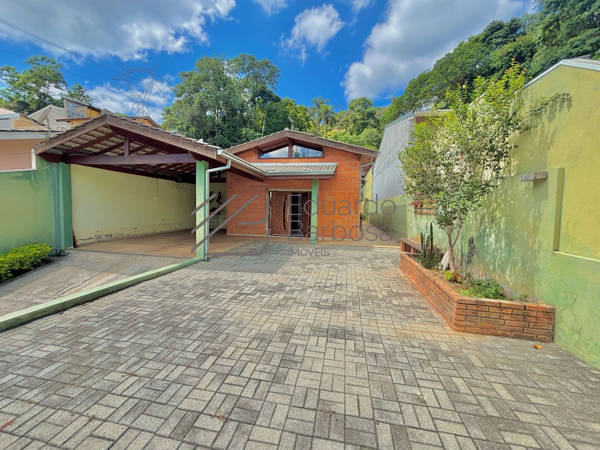 Casa à venda em Mairiporã/SP - Dentro de Associação de Moradores!
