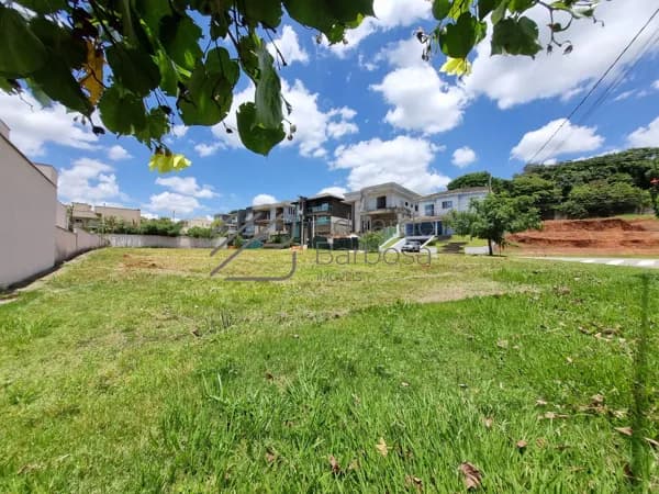 Terreno em condominio- Atibaia/SP