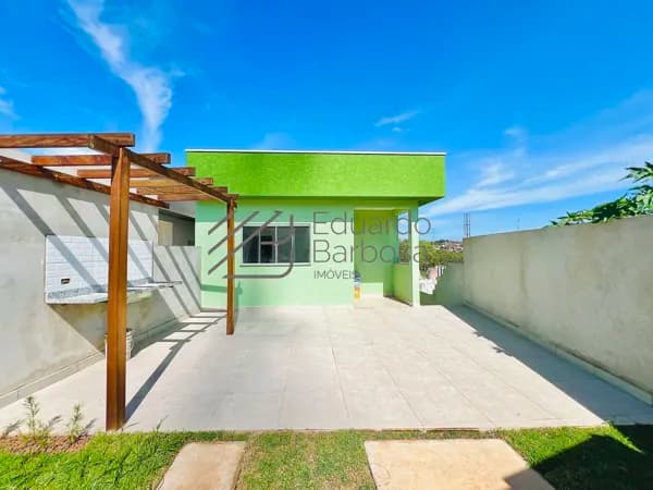 Casa à Venda em Mairiporã/SP