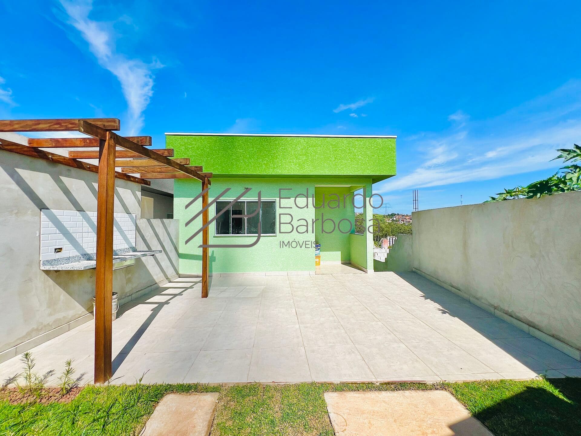 Casa à Venda em Mairiporã/SP