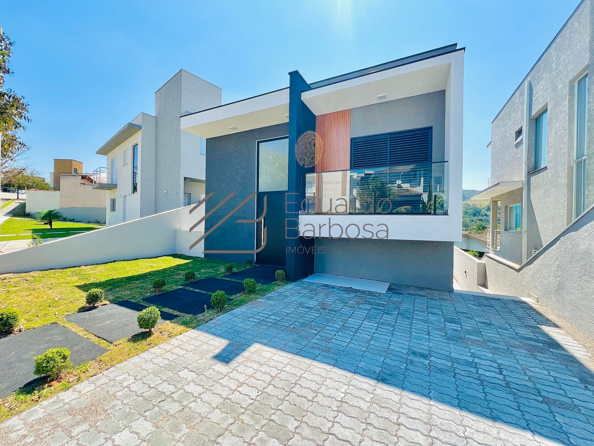 Casa em Condomínio Fechado Atibaia/SP